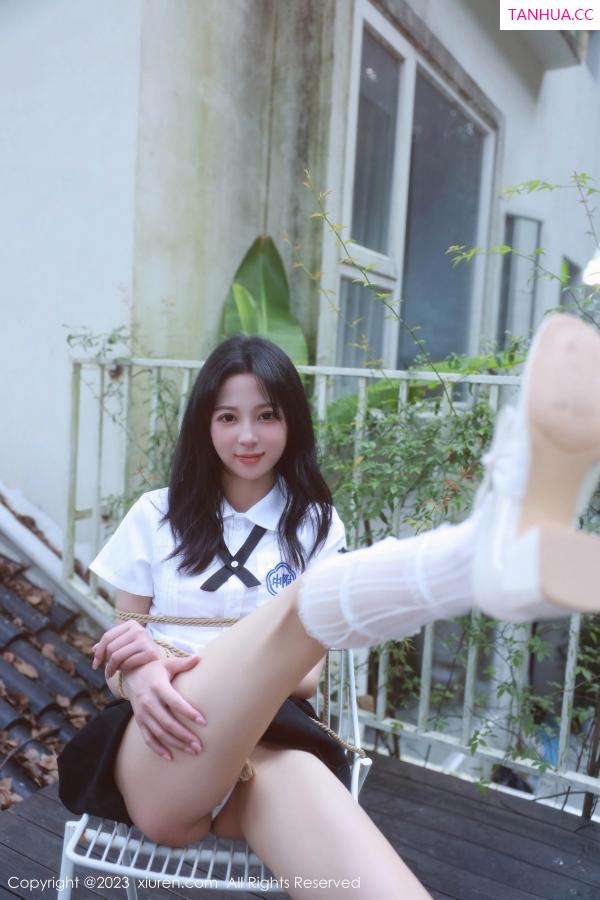 糖豆  [XiuRen]高清写真图 2023.06.25 No.6969 糖豆sisi 清纯美臀第25张图片